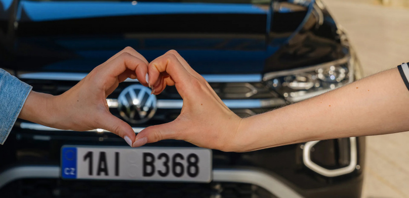 Modely Love.